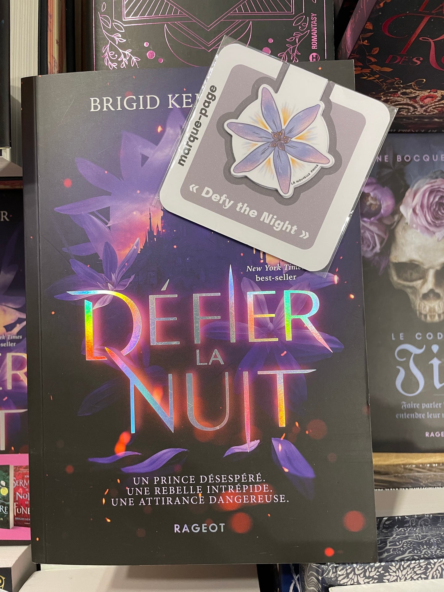 Marque-page magnétique "Défier la nuit"